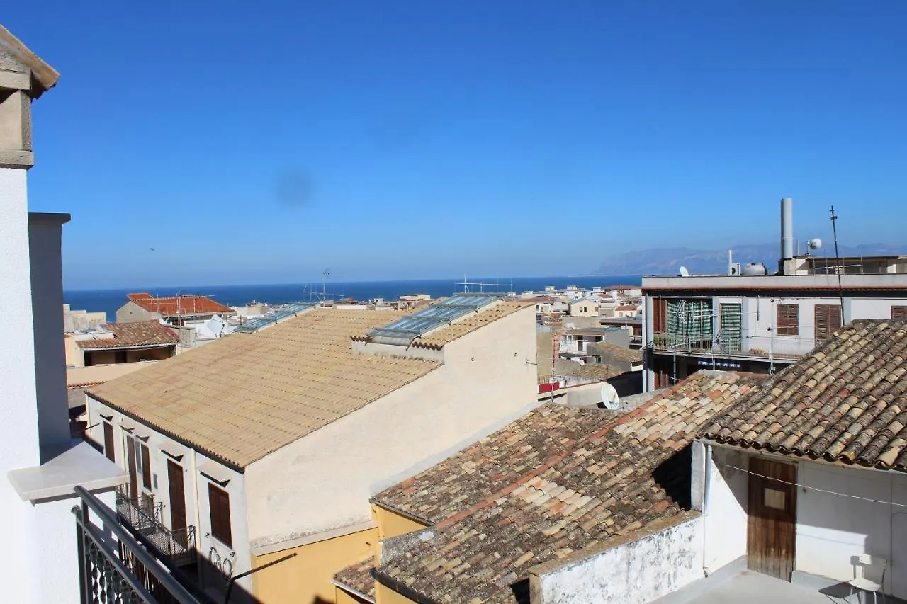 Exclusive Home Castellammare del Golfo Couette-café